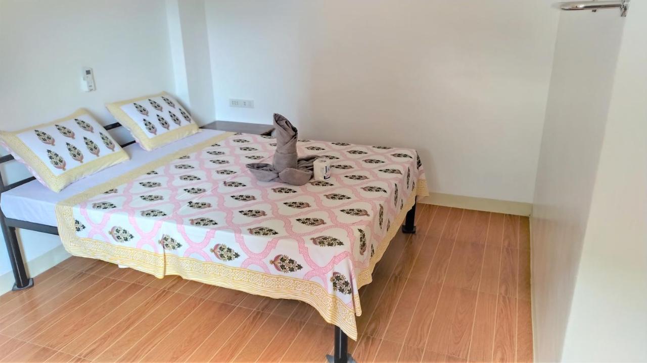 Hotel Ashoka El Nido Bagian luar foto