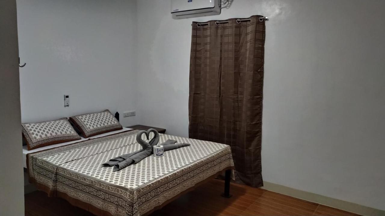 Hotel Ashoka El Nido Bagian luar foto
